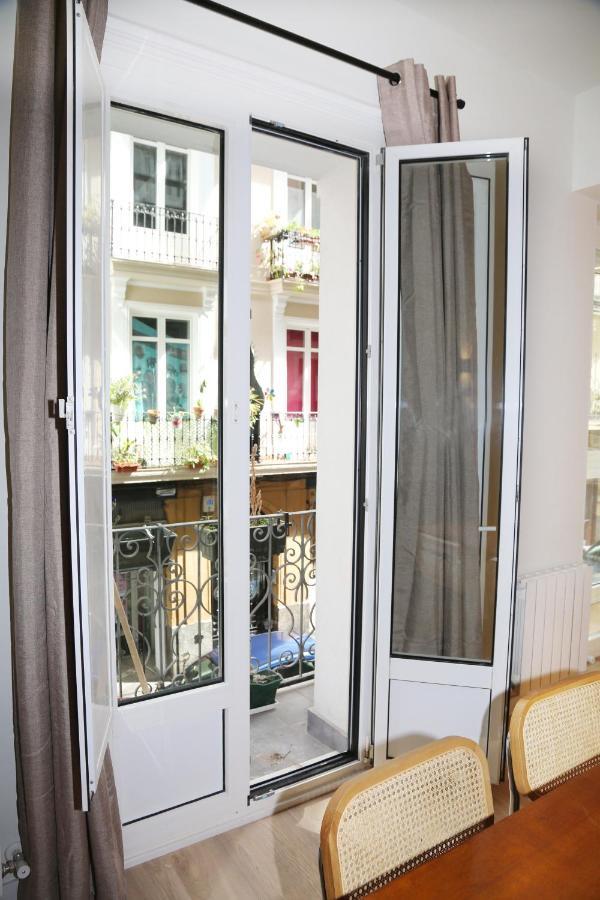 Piso Boutique Frente Al Casco Viejo De Bilbao Lejlighed Eksteriør billede